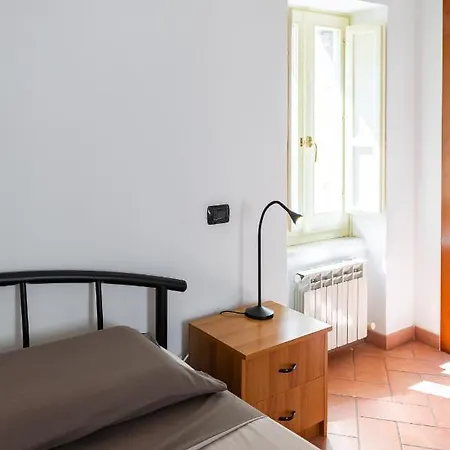 Casa Vacanze Frate Elia Apartment *